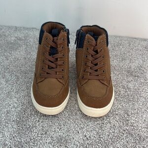 Nordstrom rack high top baby/toddler shoe